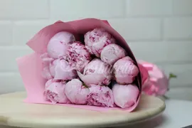 Букет из 11 розовых пион