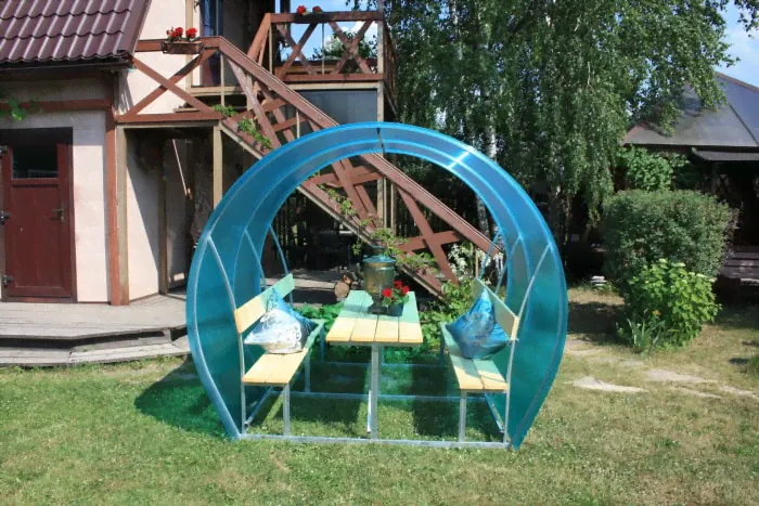 Беседка закрытая "ПИОН"-0