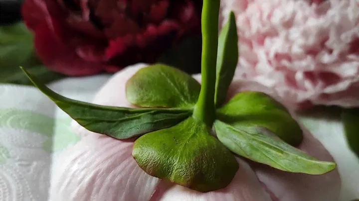 Пион из холодного фарфора, Чашелистики, прилистники тонировка /cold porcelain peony стебелёк 4 часть