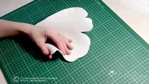 Гигантский пион из изолона. Большие цветы Юлии Прохоровой