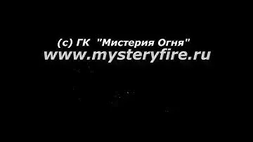 56. Золотая корона с синими жемчужинами